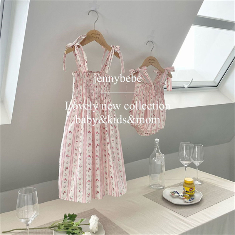 Sweet Little Girls Strap Rompe - Baby Clothing Online 评论和价格